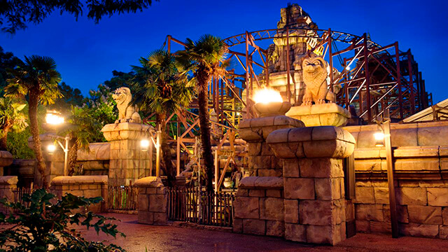 Explora la adrenalina de Indiana Jones and the Temple of Peril en Disneyland Paris