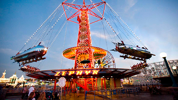 Golden Zephyr - Disney California Adventure Park