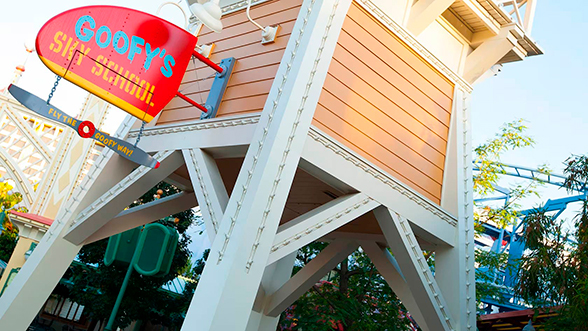 Goofy's Sky School - Disney California Adventure Park