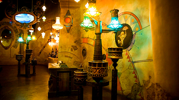 Sorcerer's Workshop - Disney California Adventure Park