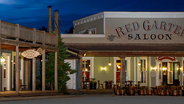Red Garter Saloon: ¡Descubre este Restaurante del Disney Hotel Cheyenne!