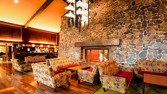 Redwood Bar and Lounge: ¡Descubre este Restaurante del Disney Sequoia Lodge!