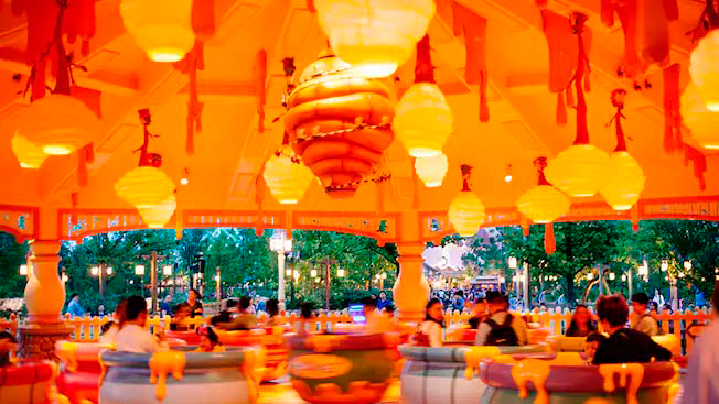 Hunny Pot Spin - Shanghai Disneyland
