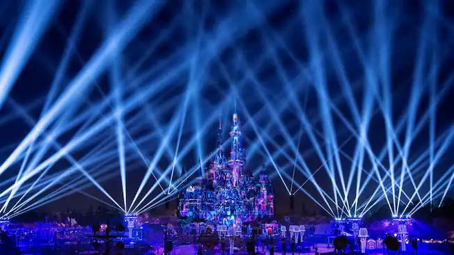 ILLUMINATE! A Nighttime Celebration - Shanghai Disneyland.