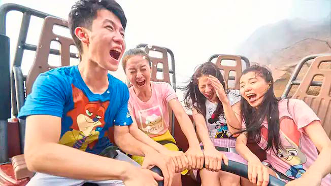 Roaring Rapids - Shanghai Disneyland