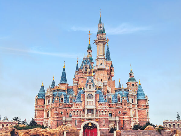 SHANGHAI DISNEYLAND