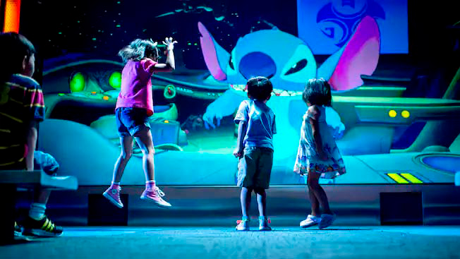 Stitch Encounter - Shanghai Disneyland
